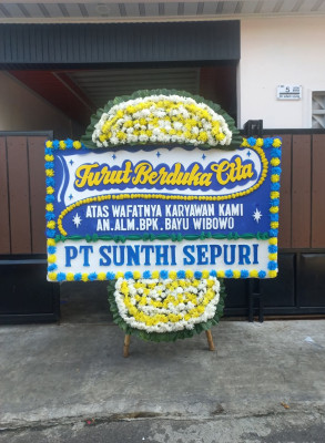 Papan Bunga Duka di Sepaku