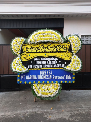Papan Bunga Duka di Sepaku